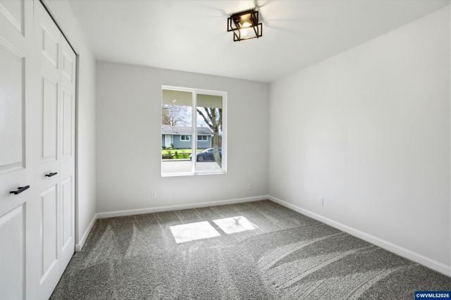 4665 Horseshoe Ct SE, Salem, OR 97317