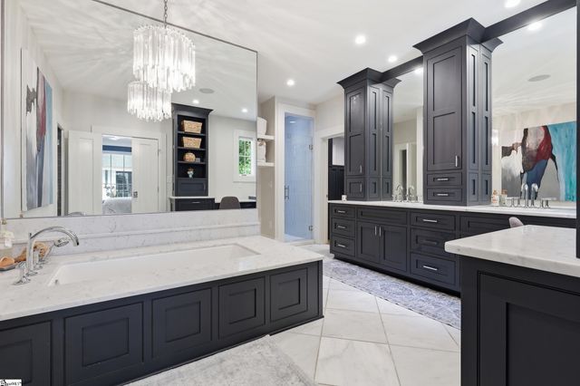 21 Parkside Drive, Greenville, SC 29609