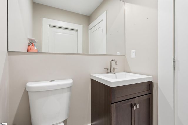 21 Parkside Drive, Greenville, SC 29609