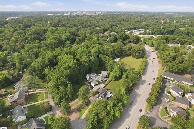 21 Parkside Drive, Greenville, SC 29609