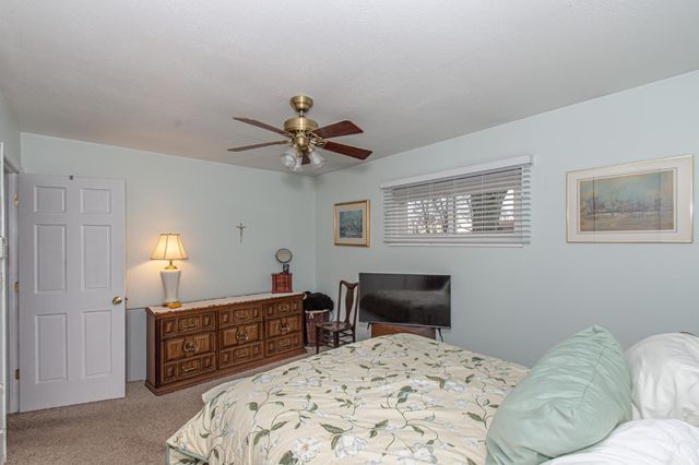 1105 Chateau Drive, Kettering, OH 45429