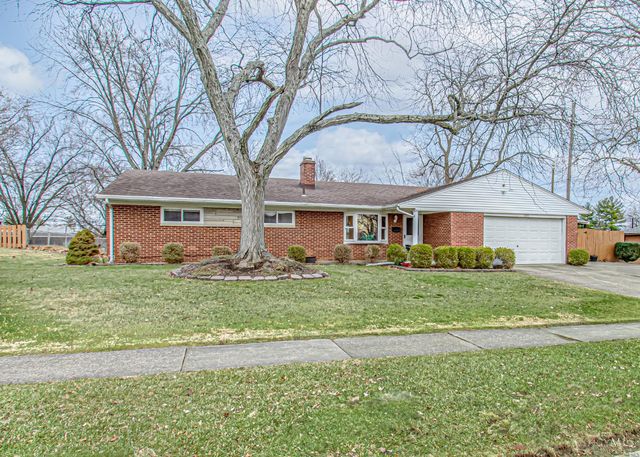 1105 Chateau Drive, Kettering, OH 45429