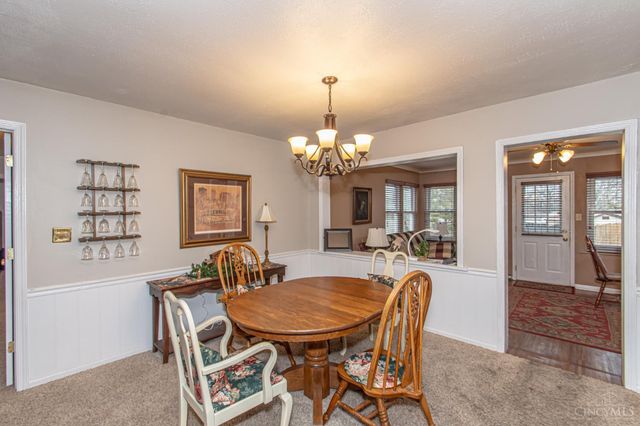 1105 Chateau Drive, Kettering, OH 45429