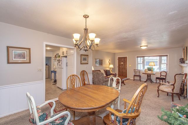 1105 Chateau Drive, Kettering, OH 45429