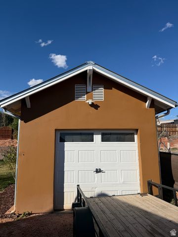 2066 W 1525 N, St. George, UT 84770