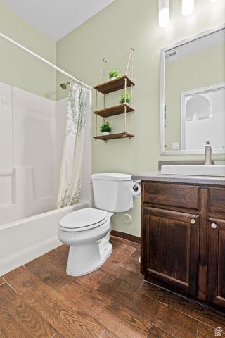 769 N SKIPTON DR, North Salt Lake, UT 84054