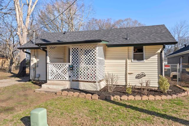 1205 Henry St, Benton, AR 72015