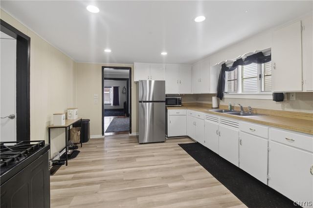 1213 Walnut Street, Utica, NY 13502