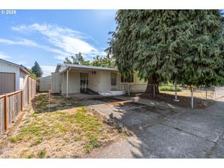 509 14TH St, Springfield, OR 97477