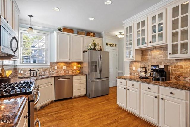 221 Parkridge Drive, Clayton, NC 27527