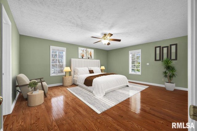 17215 N MANGOLD Road, Edelstein, IL 61526