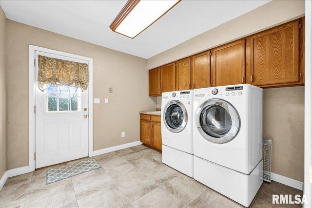 17215 N MANGOLD Road, Edelstein, IL 61526