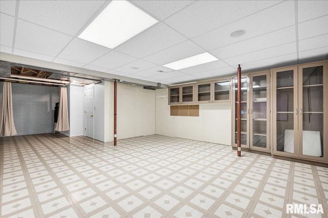 17215 N MANGOLD Road, Edelstein, IL 61526