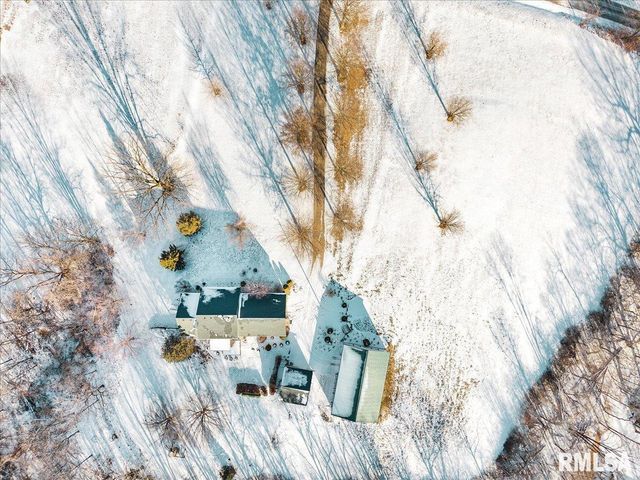 17215 N MANGOLD Road, Edelstein, IL 61526