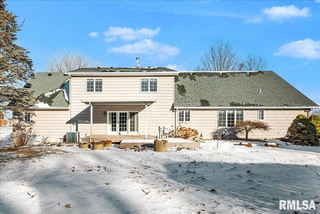 17215 N MANGOLD Road, Edelstein, IL 61526