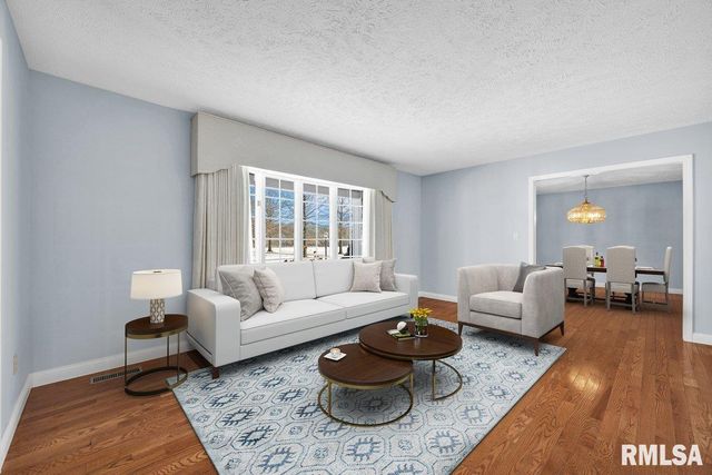 17215 N MANGOLD Road, Edelstein, IL 61526