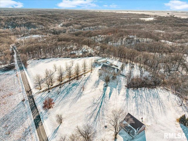 17215 N MANGOLD Road, Edelstein, IL 61526