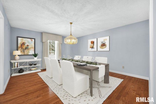 17215 N MANGOLD Road, Edelstein, IL 61526