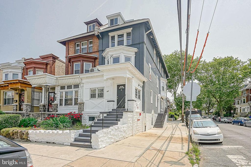 323 S 51ST ST #3, Philadelphia, PA 19143