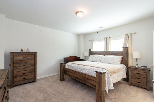 505 Prairie Grass Trail, Clute, TX 77531