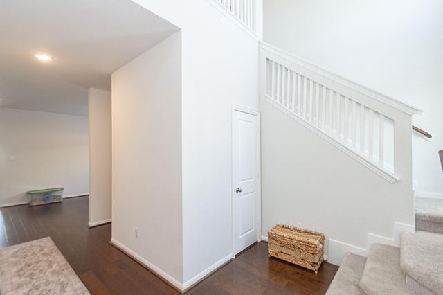 505 Prairie Grass Trail, Clute, TX 77531