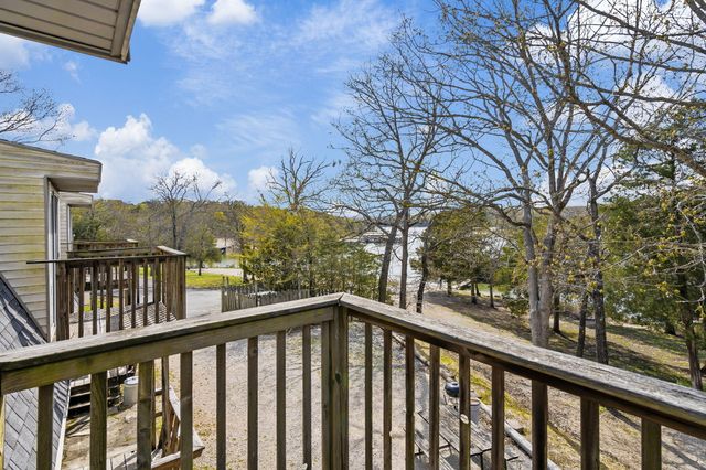 455 Eagle Drive, Reeds Spring, MO 65737