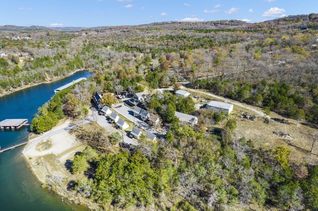 455 Eagle Drive, Reeds Spring, MO 65737