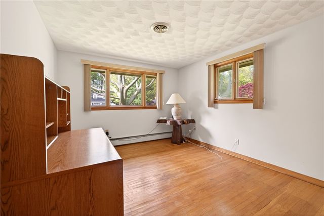 805 John Glenn Boulevard, Webster, NY 14580