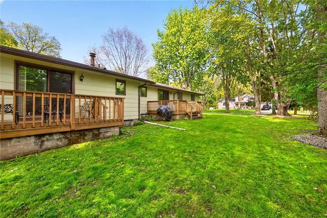 805 John Glenn Boulevard, Webster, NY 14580