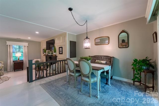 77 Oakwood Lane, Sylva, NC 28779