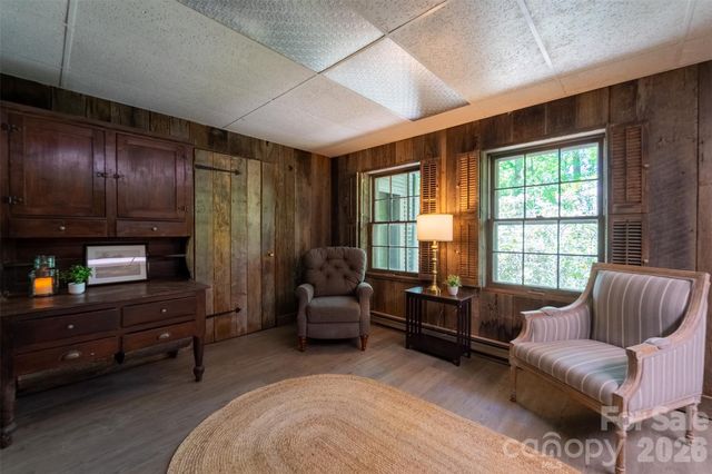 77 Oakwood Lane, Sylva, NC 28779