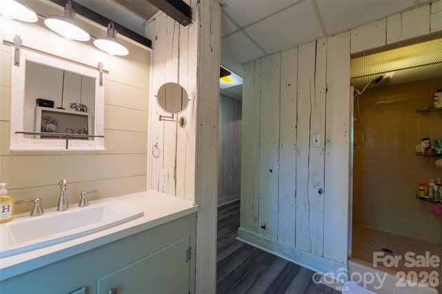 77 Oakwood Lane, Sylva, NC 28779
