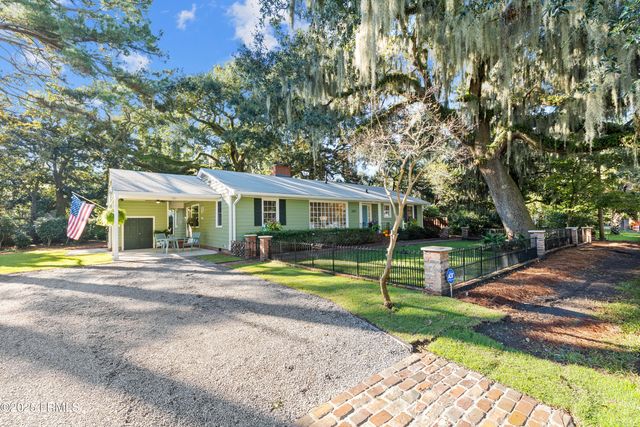 2312 Depot Road, Beaufort, SC 29902