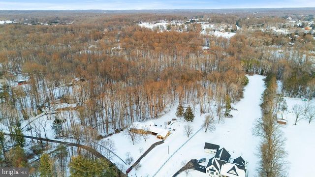 6713 BRIARCROFT ST, Clifton, VA 20124