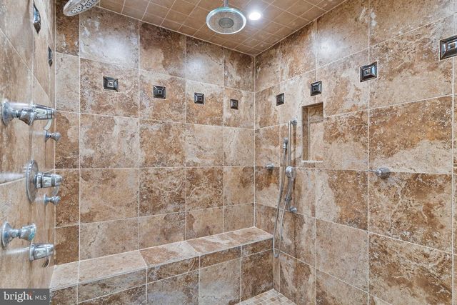 6713 BRIARCROFT ST, Clifton, VA 20124