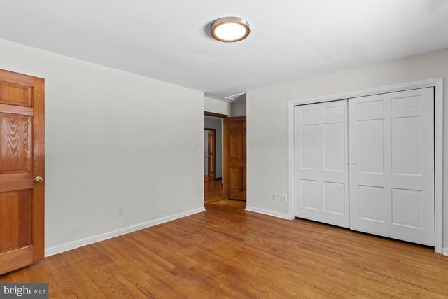 6713 BRIARCROFT ST, Clifton, VA 20124