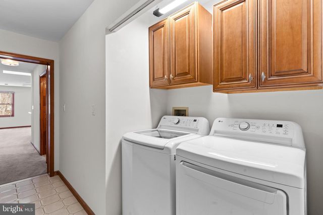 6713 BRIARCROFT ST, Clifton, VA 20124