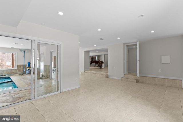 6713 BRIARCROFT ST, Clifton, VA 20124