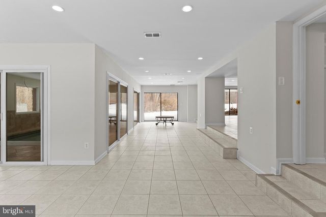 6713 BRIARCROFT ST, Clifton, VA 20124