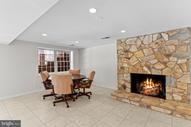 6713 BRIARCROFT ST, Clifton, VA 20124