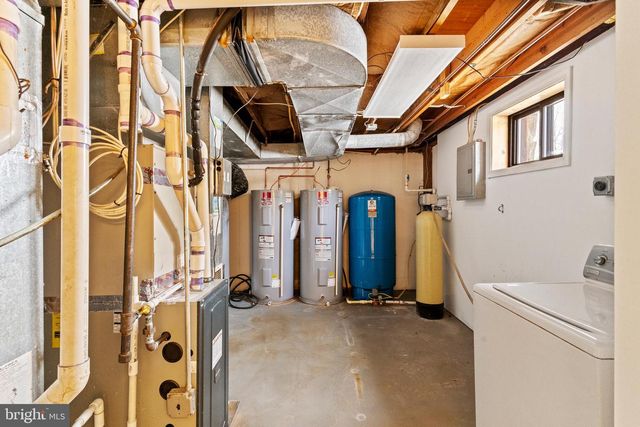 6713 BRIARCROFT ST, Clifton, VA 20124