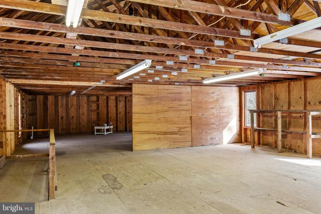 6713 BRIARCROFT ST, Clifton, VA 20124