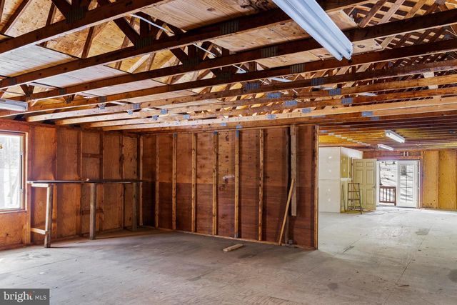 6713 BRIARCROFT ST, Clifton, VA 20124