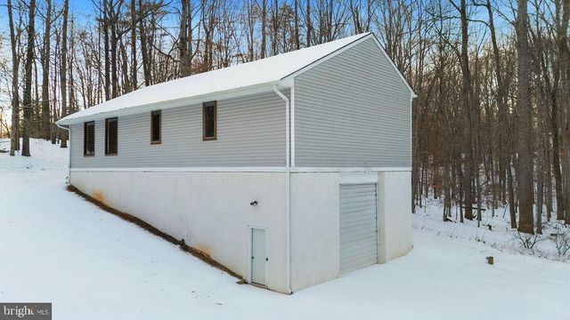 6713 BRIARCROFT ST, Clifton, VA 20124