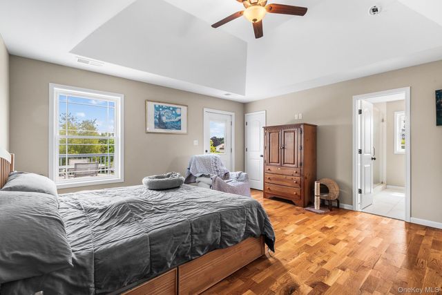 21 Meadow View Drive, Marlboro, NY 12542