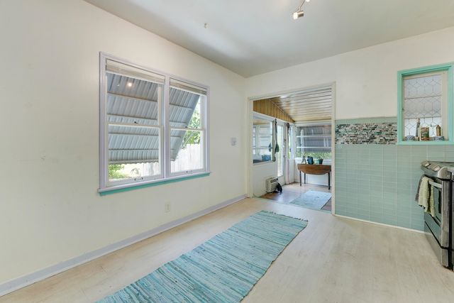 1222 N L Street, Lake Worth, FL 33460