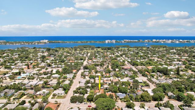 1222 N L Street, Lake Worth, FL 33460