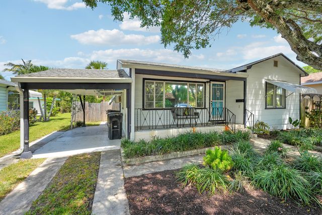 1222 N L Street, Lake Worth, FL 33460