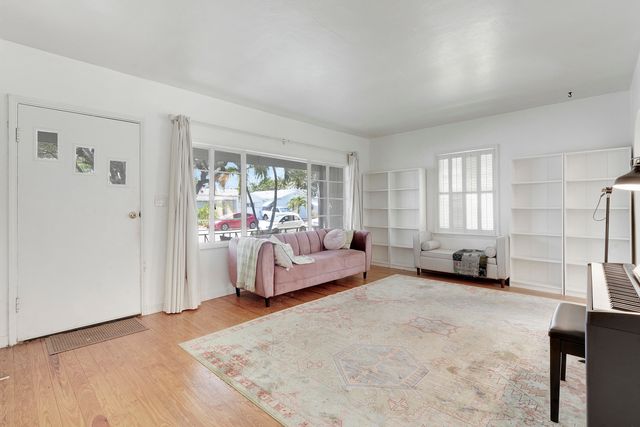 1222 N L Street, Lake Worth, FL 33460