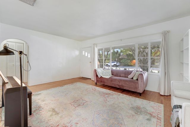 1222 N L Street, Lake Worth, FL 33460